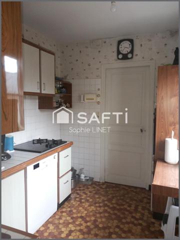 Maison de 232 m2  + son Ancienne Gare