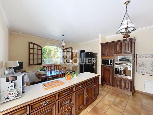 LIMEIL-BRÉVANNES : très grande maison à vendre