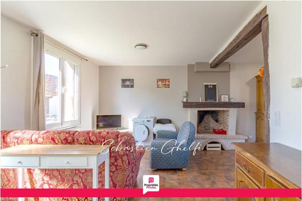 à la porte de Contres maison avec 4 chambres beau terrain de 730 m²