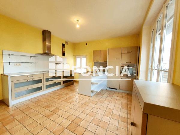 À vendre Maison 6 pièces 121.35 m² - Connerré 72160