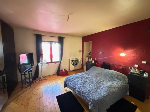 Maison de 160 m² + grange de 40 m² au sol