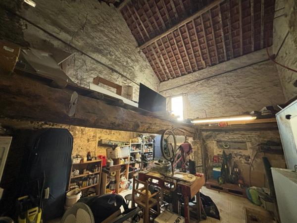 Maison de 160 m² + grange de 40 m² au sol