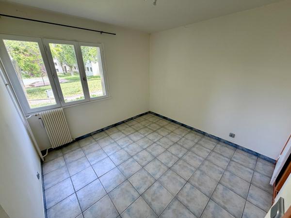 Montpellier (34070) MONTPELLIER (34) Appartement T3 de 61 m2 200 m Parc Montcalm