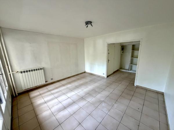 Montpellier (34070) MONTPELLIER (34) Appartement T3 de 61 m2 200 m Parc Montcalm