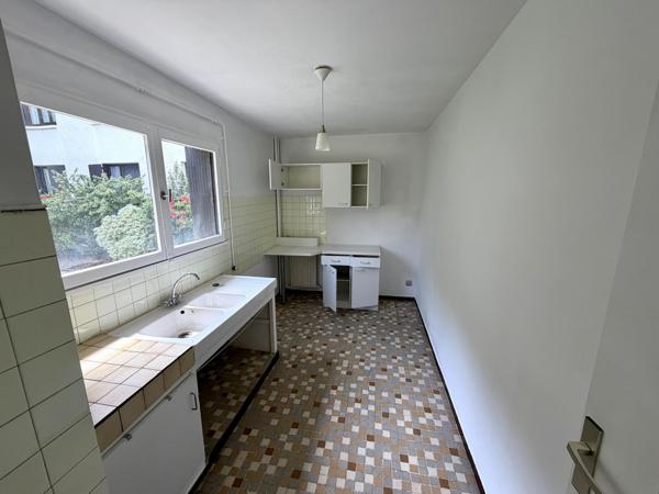 Montpellier (34070) MONTPELLIER (34) Appartement T3 de 61 m2 200 m Parc Montcalm