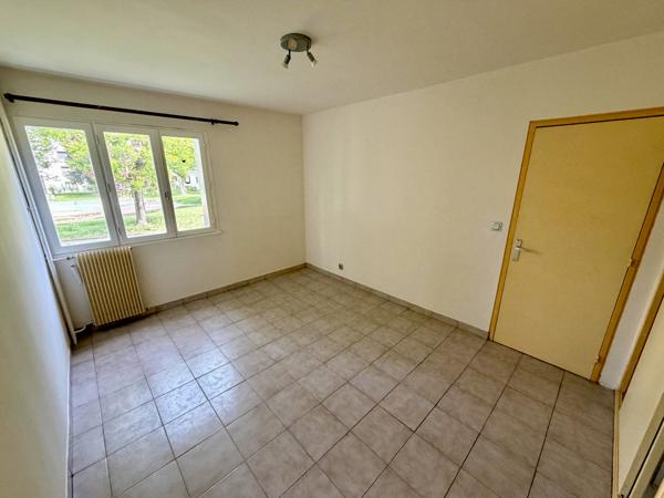 Montpellier (34070) MONTPELLIER (34) Appartement T3 de 61 m2 200 m Parc Montcalm