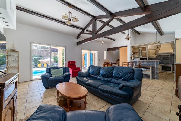Castelnau-le-Lez (34170) Maison familiale de 190 m² avec piscine, garage et terrain arboré – secteur recherché