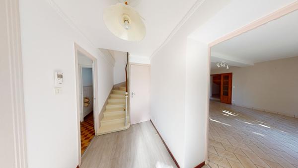 Location maison près de CHAMBOEUF - 5 pièce(s) - 150 m² - 1 000 €/mois