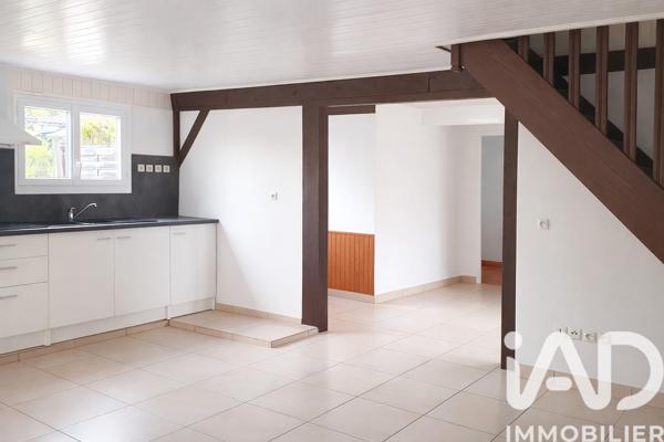 Maison à vendre 8 pièces 210 m² Saint-Julien-en-Born