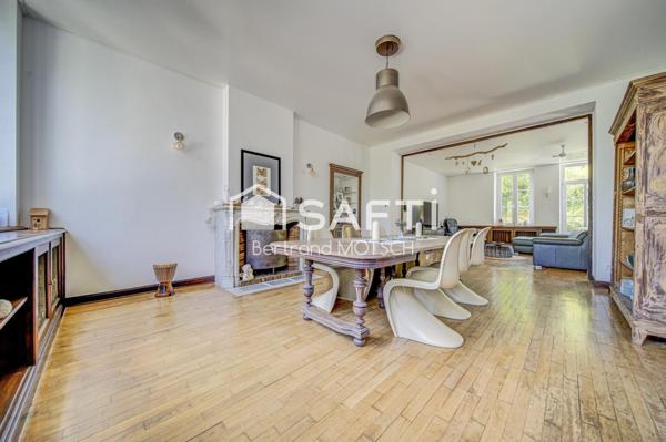 Maison de maître 280 m2 terrain 2355 m2