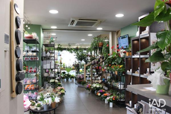 Murs commerciaux  à vendre 260 m² Tiercé