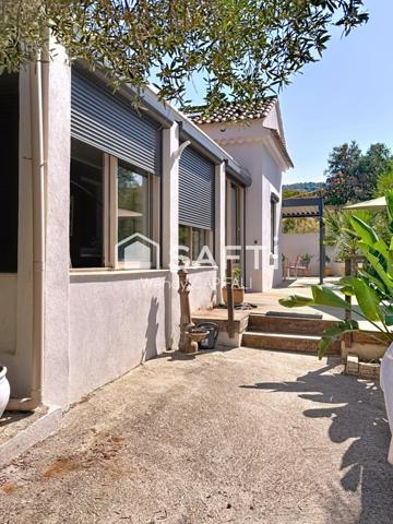 Maison familiale, jacuzzi et hauteur sous plafond exceptionnelle