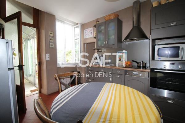 Belle maison de caractère avec jardin clos.