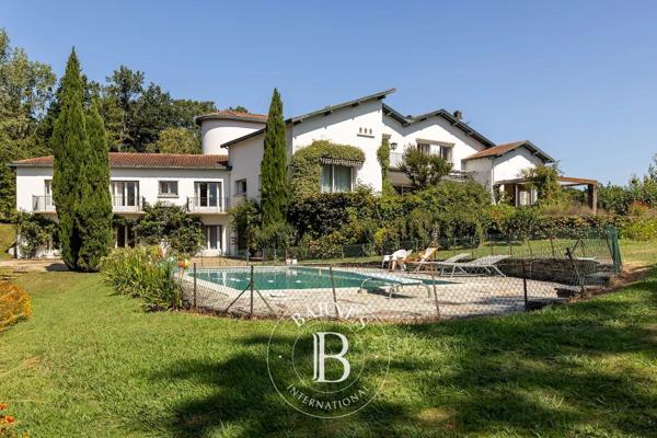 Saint-Jean-de-Luz, Maison 14 Chambres -  1 000 m² à vendre