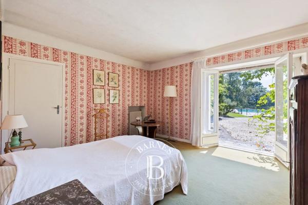 Saint-Jean-de-Luz, Maison 14 Chambres -  1 000 m² à vendre