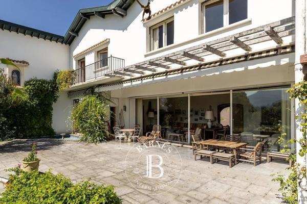 Saint-Jean-de-Luz, Maison 14 Chambres -  1 000 m² à vendre