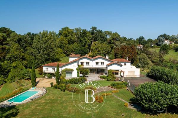 Saint-Jean-de-Luz, Maison 14 Chambres -  1 000 m² à vendre