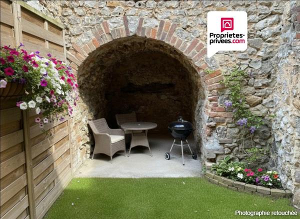 Appartement Nonancourt centre 2 pièce(s) 40.80 m2 1 chambre cour jardin 86000 FAI