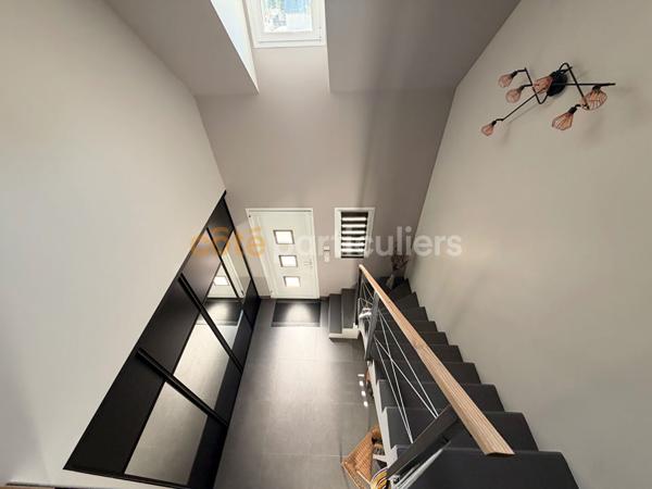 Vente
                Maison162 m² - 7 Pièces -
                    MONTLOUIS SUR LOIRE (37270)