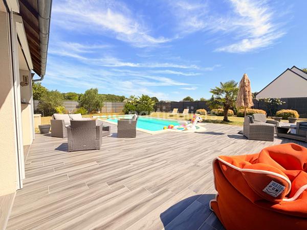 Vente
                Maison162 m² - 7 Pièces -
                    MONTLOUIS SUR LOIRE (37270)