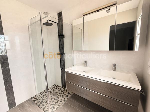 Vente
                Maison162 m² - 7 Pièces -
                    MONTLOUIS SUR LOIRE (37270)