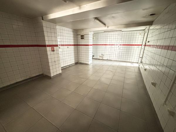 LOCAL COMMERCIAL + APPARTEMENT