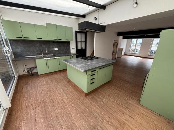 LOCAL COMMERCIAL + APPARTEMENT