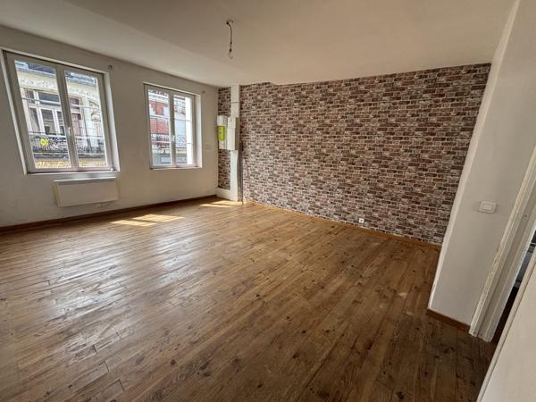 LOCAL COMMERCIAL + APPARTEMENT