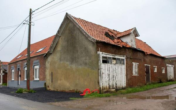 Maison à vendre    4 pièces •  Merville