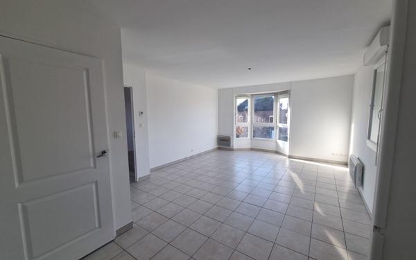 Appartement à vendre    3 pièces • 55,50 m2 Cambrai