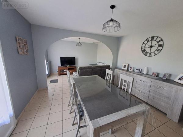 Maison à vendre à Saint-Flour dans le Cantal (15100), ref : 044/1238