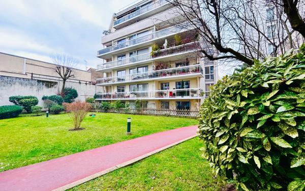 Appartement à louer    1 pièce • 24,95 m2 Vincennes