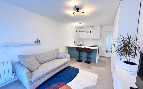 Appartement à louer    1 pièce • 24,95 m2 Vincennes