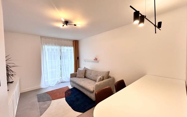 Appartement à louer    1 pièce • 24,95 m2 Vincennes