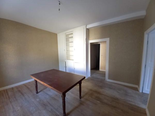Maison à vendre 4 pièces  (55)