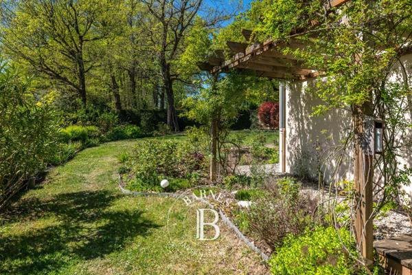 Charbonnières-les-Bains, Maison 5 Chambres -  233 m² à vendre