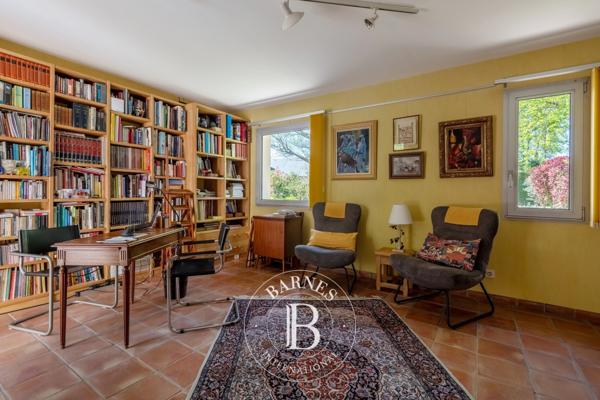 Charbonnières-les-Bains, Maison 5 Chambres -  233 m² à vendre