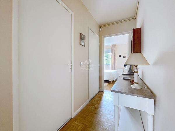 Appartement 3 pièce(s) 66,61m² €374 000 ** - Référence 162030