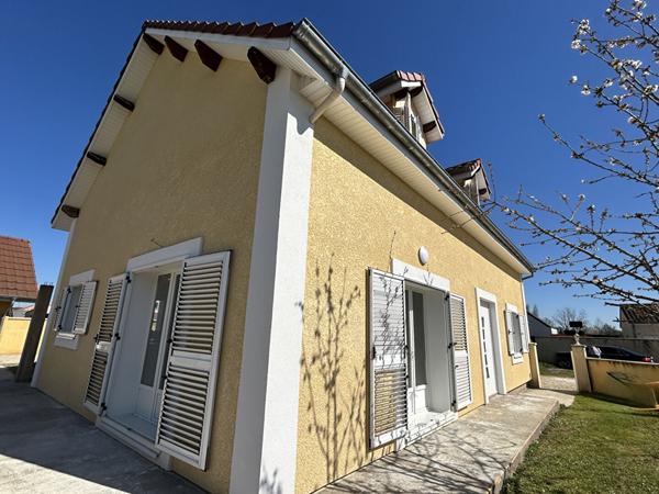 Maison spacieuse à Saint Marcel de 181 m² au calme sur terrain clos