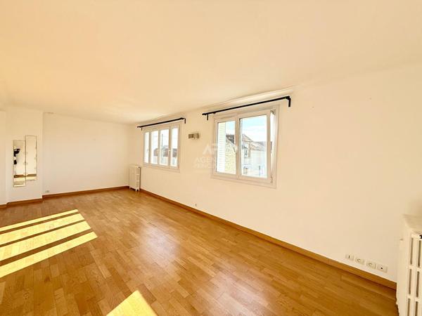 Appartement Carrieres Sur Seine 4 pièce(s) 299 000 € ** - Référence 7432