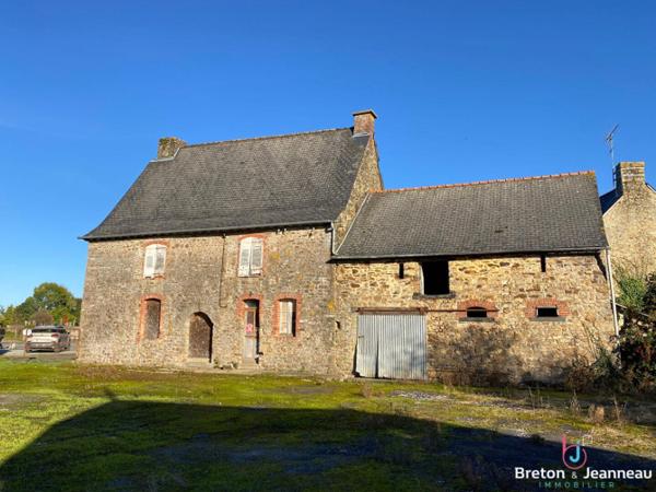 Maison à rénover à Saint Christophe des Bois , dépendances, grand terrain