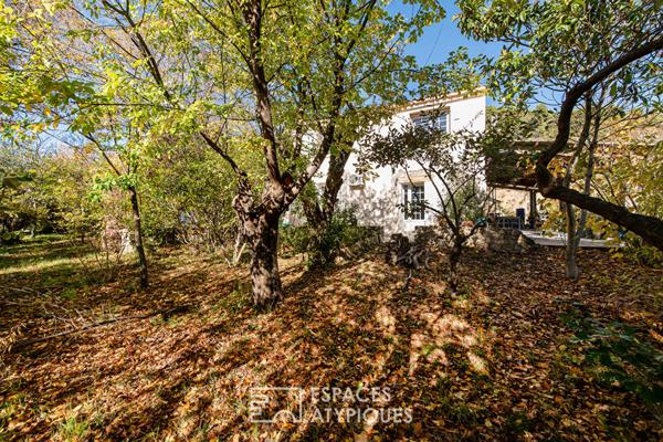 Bastide et ses annexes aménageables – Terrain de 9 hectares et vue panoramique exceptionnelle