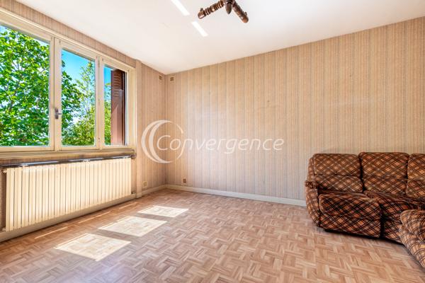 Maison
                                                                                                                                                                                                                                                                                                                        6 pièce(s)                                                                                                                                                                                                          4 chambre(s)                                                                                                                                                                                                          186  m²