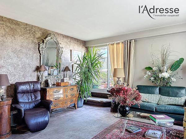 PUTEAUX/ Seine 4 pièces de 99 m² avec terrasse en dernier étage