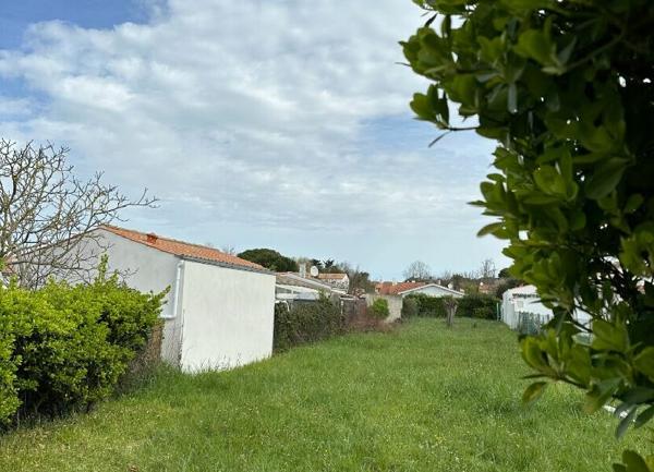 Terrain à vendre    La Brée-les-Bains