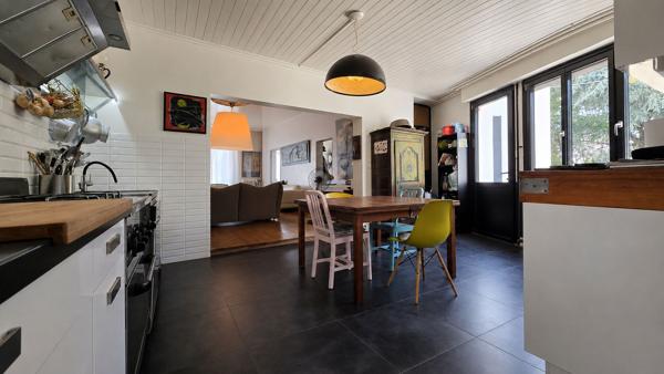 Maison Commequiers 6 pièce(s) 200 m2