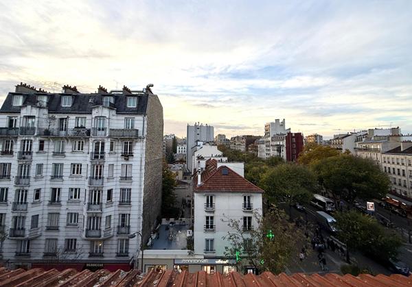 Une pièce de  8.05 m2 (dont 3.73 Carrez) au 5eme étage