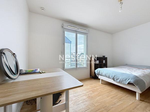 A vendre - Appartement T1 de 22 m² avec place de parking dans résidence avec ascenseur, DPE C, libre de locataire "Angers Gare"