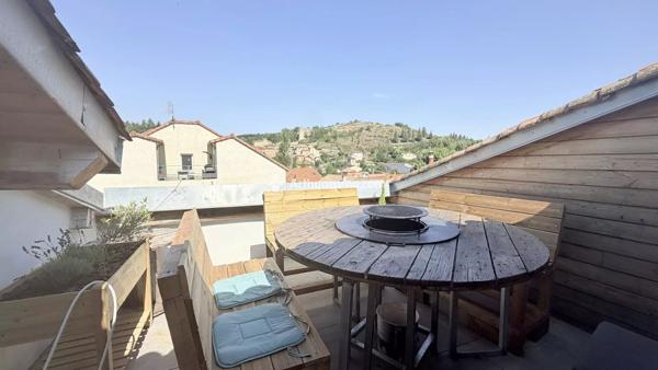 Location                                                      Maison
                        
                     3 pièces                      69 m2                     à Saint-Rome-de-Cernon