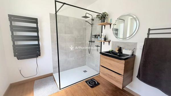 Location                                                      Maison
                        
                     3 pièces                      69 m2                     à Saint-Rome-de-Cernon